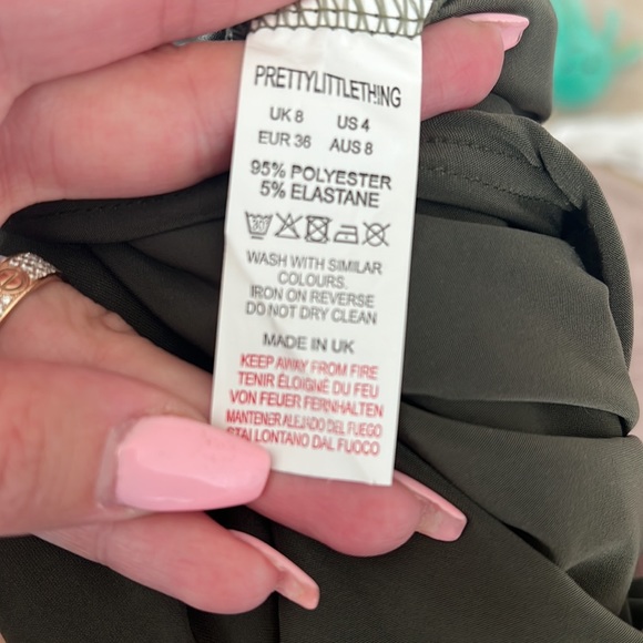 PRETTYLITTLETHING CUTOUT DRESS SZ 4 - Picture 4 of 4